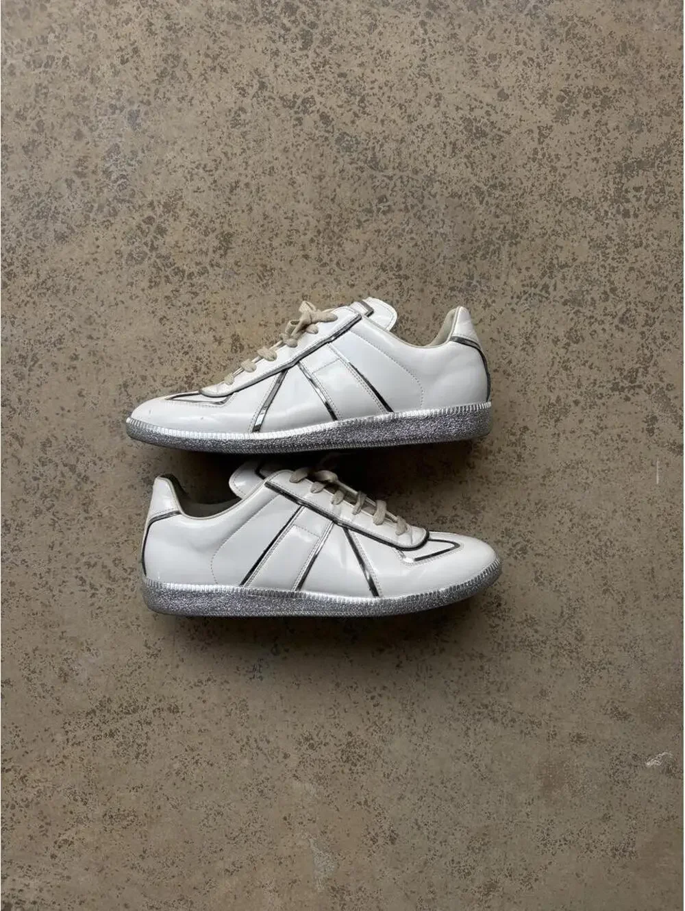 Maison Margiela Men's White and Silver Trainer
